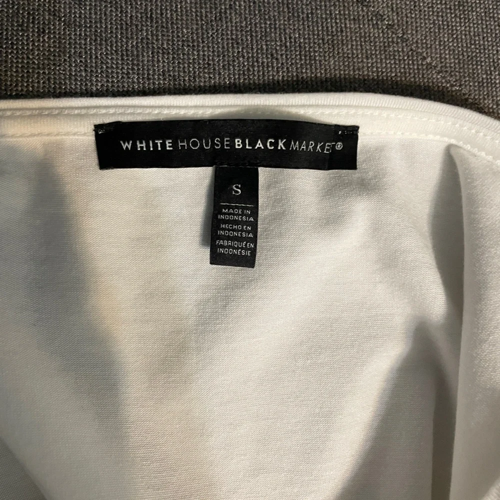 White House Black Market Casual White Long Sleeve Lace Hem Basic Tshirt Sz Small - Picture 6 of 6